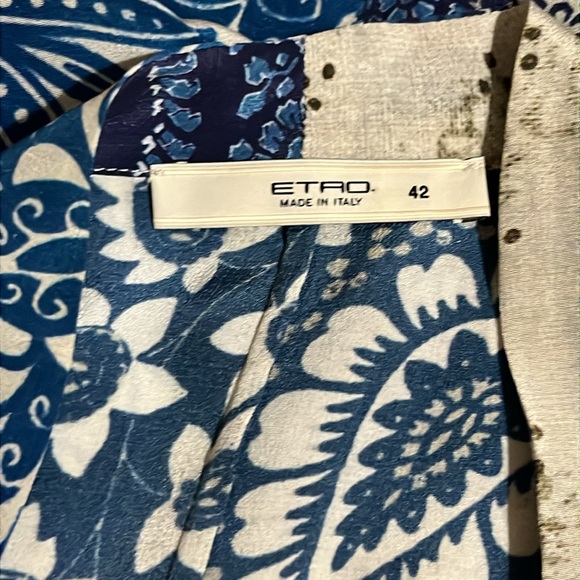 Etro Silk faux wrap style paisley floral top size 42 US size 6 - Picture 4 of 5